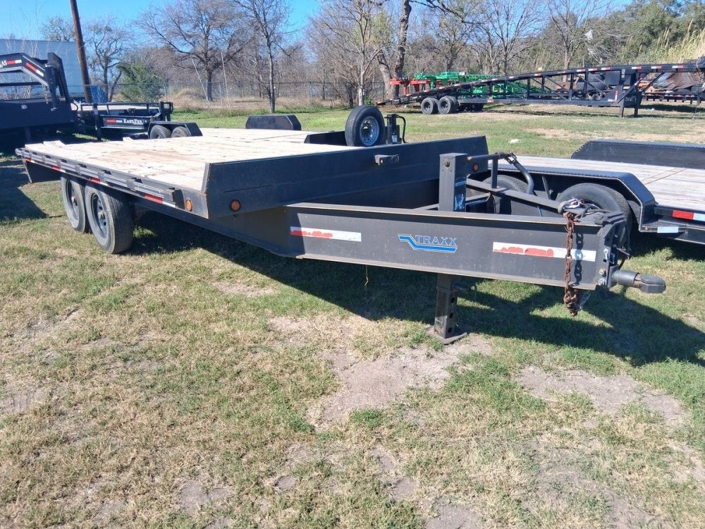 16' x 7" Repo Equipment Trailers - Low Profile Equipment Trailers - TrailerSwap