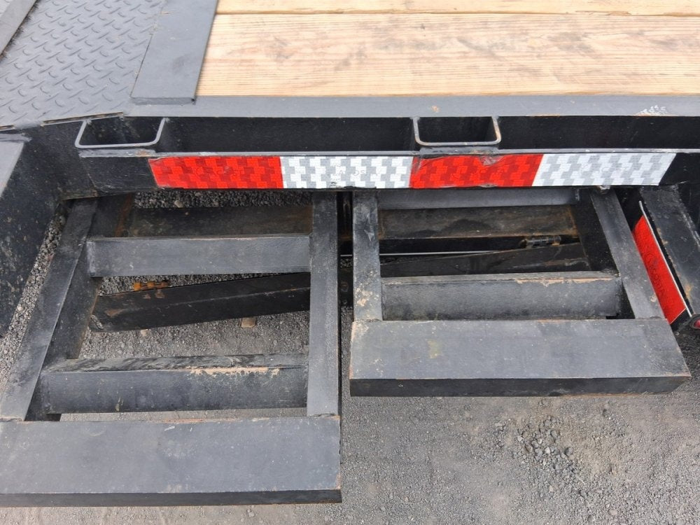 18' x 7' Manufacturer Utility Trailers - Utility & SXS - TrailerSwap