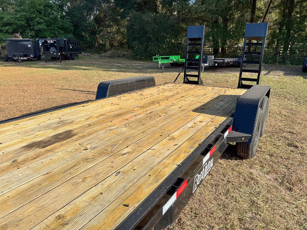 18' x 7' Triple Crown Equipment Trailers - Low Profile Equipment Trailers - TrailerSwap
