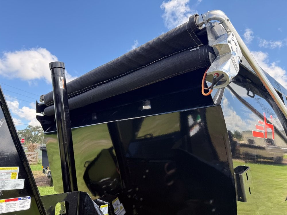 20' HZH GN Dump Trailer w/ 4' Walls (2) 10k Axles, 3-Way Door, Hydraulic Jacks - Gooseneck Dump - Dump Trailers - TrailerSwap