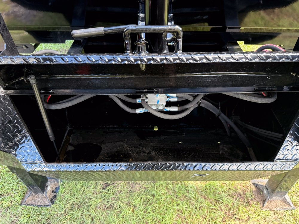 20' HZH GN Dump Trailer w/ 4' Walls (2) 10k Axles, 3-Way Door, Hydraulic Jacks - Gooseneck Dump - Dump Trailers - TrailerSwap