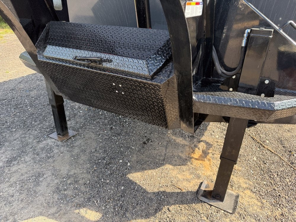 20' HZH GN Dump Trailer w/ 4' Walls (2) 10k Axles, 3-Way Door, Hydraulic Jacks - Gooseneck Dump - Dump Trailers - TrailerSwap