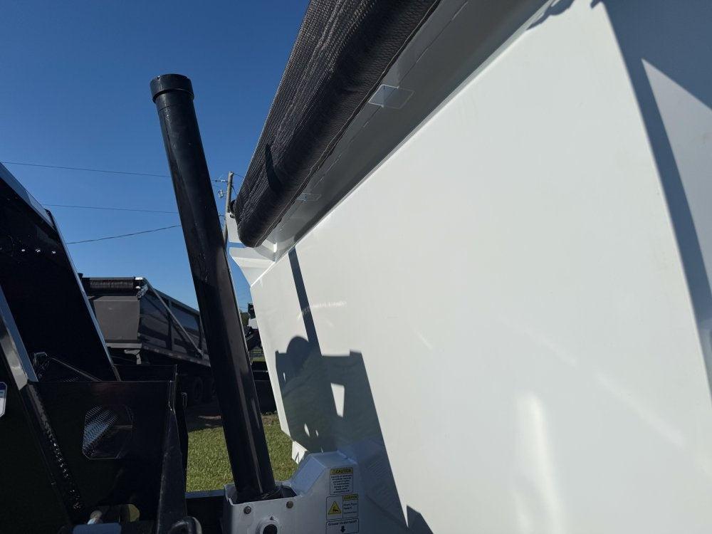 20' HZH GN Dump Trailer w/ 4' Walls (2) 10k Axles, 3-Way Door, Hydraulic Jacks - Gooseneck Dump - Dump Trailers - TrailerSwap