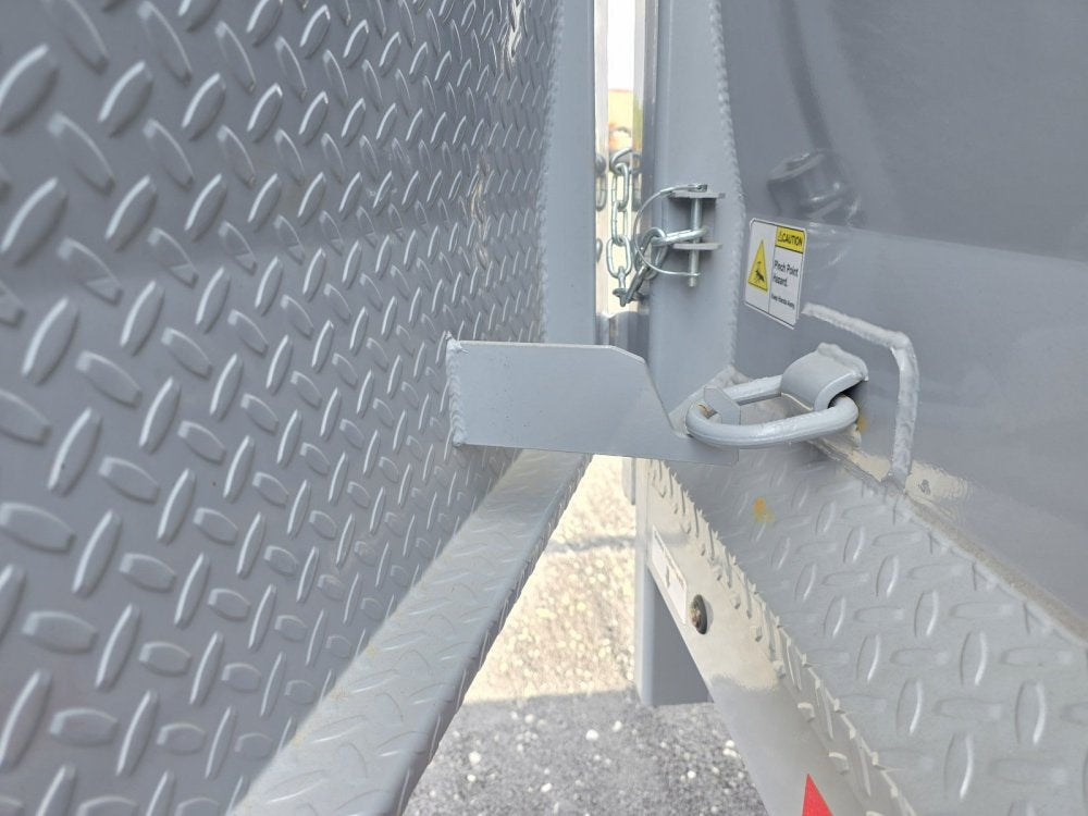 20' HZH GN Dump Trailer w/ 4' Walls (2) 12k Axles, 3-Way Door, Tarp, Hydraulic Jacks - Gooseneck Dump - TrailerSwap