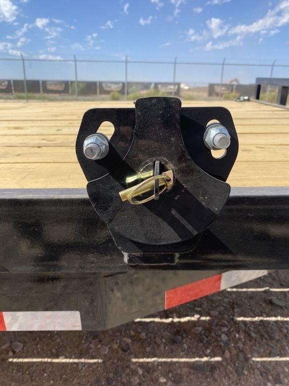 20' Tandem Axle Equipment Hauler Trailer - Equipment Trailers - TrailerSwap