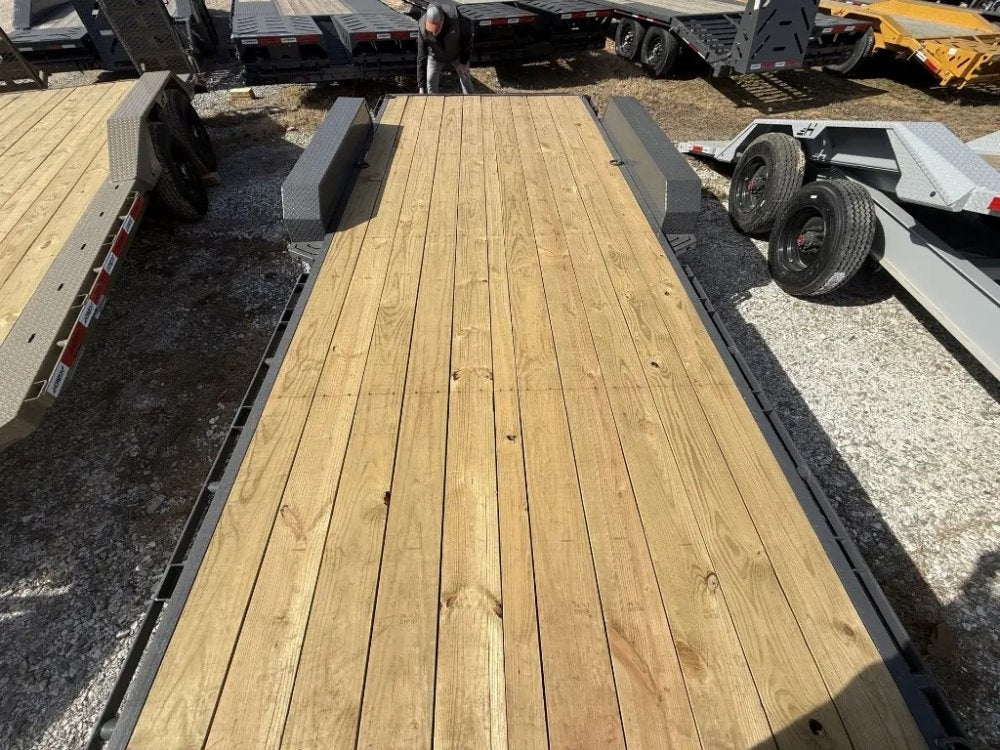 20'x83" Horizon ECZ Low Profile Equipment Trailers - Low Profile Equipment Trailers - TrailerSwap
