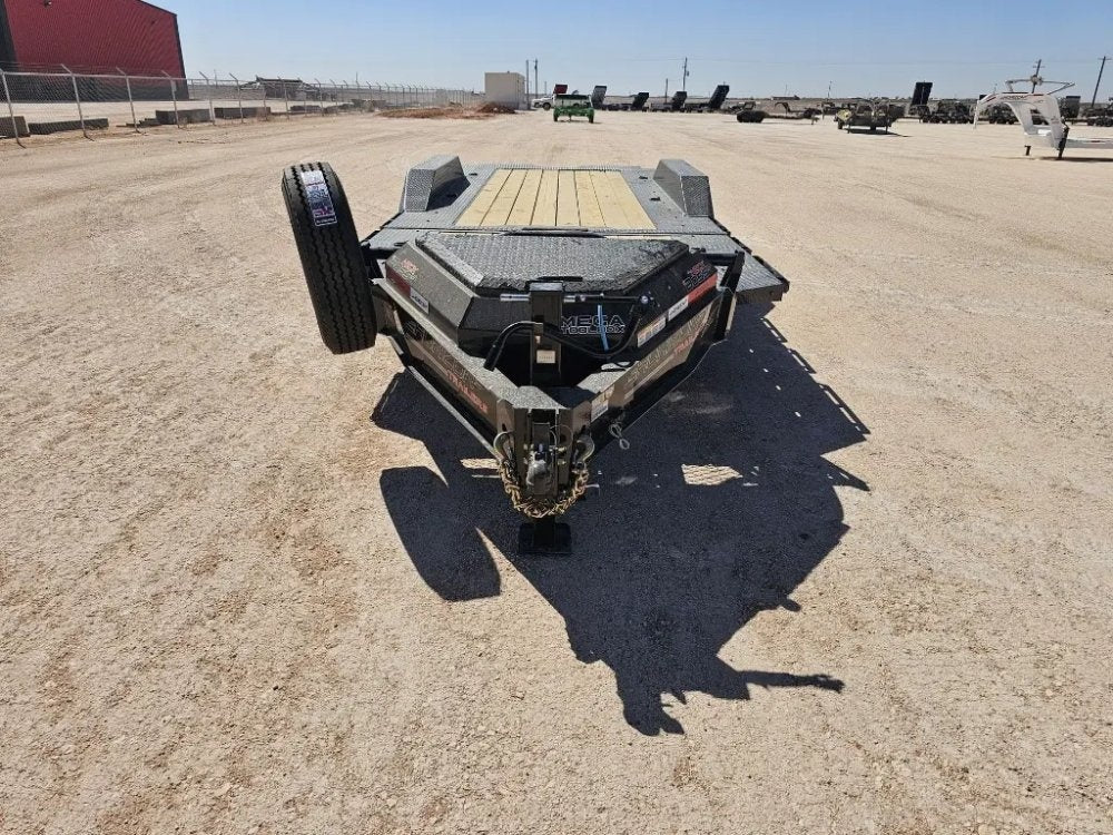 22' Horizon HET Bumper Pull Equipment Tilt Trailer Drive Over Fenders - (2) 10K Axles - Equipment Tilt - TrailerSwap