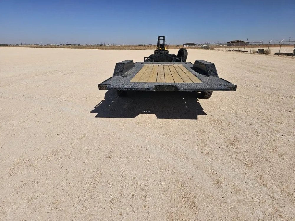 22' Horizon HET Bumper Pull Equipment Tilt Trailer Drive Over Fenders - (2) 10K Axles - Equipment Tilt - TrailerSwap