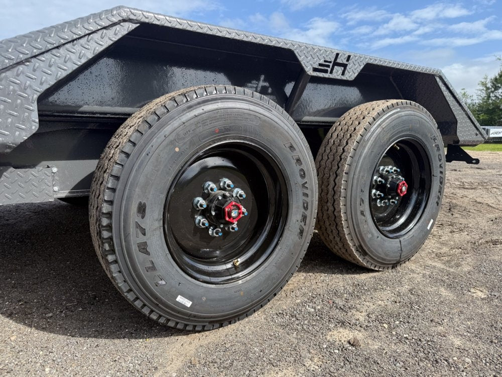 24' Horizon HET Gooseneck Equipment Tilt Trailer Drive Over Fenders - (2) 10K Axles - Equipment Tilt - TrailerSwap