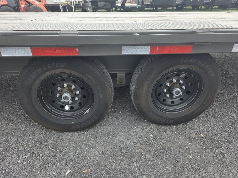 24' x 102" East Texas Trailers Deckover Trailers - Hotshot Non-CDL - TrailerSwap