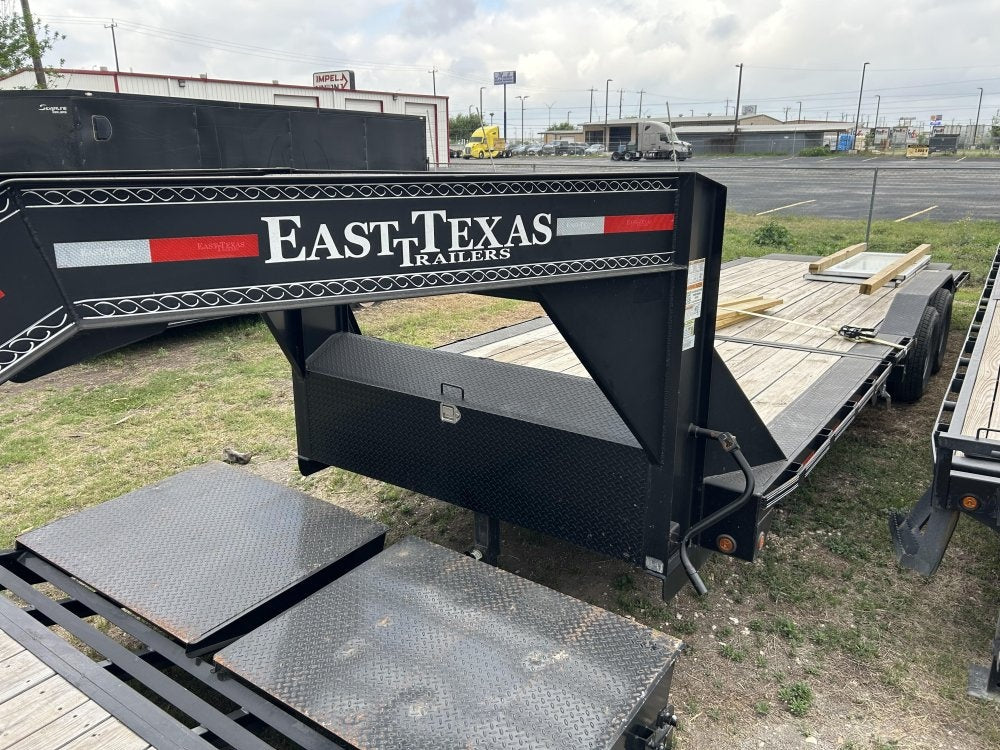 24' x East Texas Equipment Trailers - Low Profile Equipment Trailers - TrailerSwap
