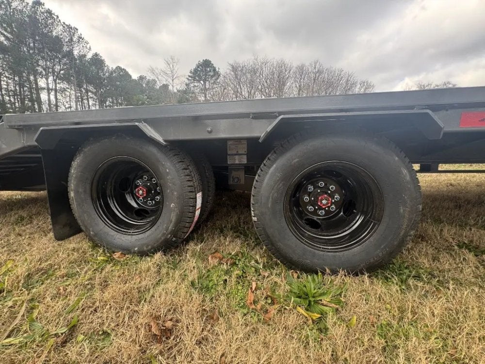 26'x102" Horizon FHZ Dual Wheel Deckover - Dual Wheel Deckover - TrailerSwap