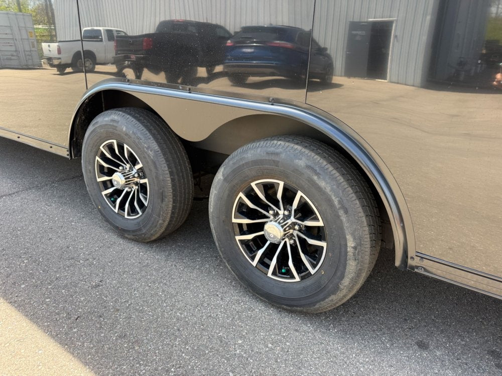 8.5 x 24 Look Trailers Element SE Flat Top V Nose Enclosed Trailer - (2) 5.2k lb Axles 140442