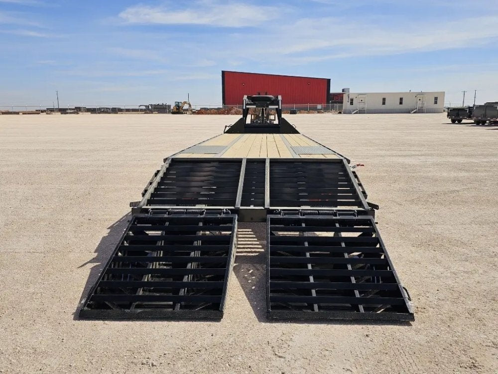 30' Horizon FHZ Gooseneck Dual Wheel Deckover Trailer Mega Ramps - (2) 10K Axles - Dual Wheel Deckover - DO 10K MR DW - TrailerSwap