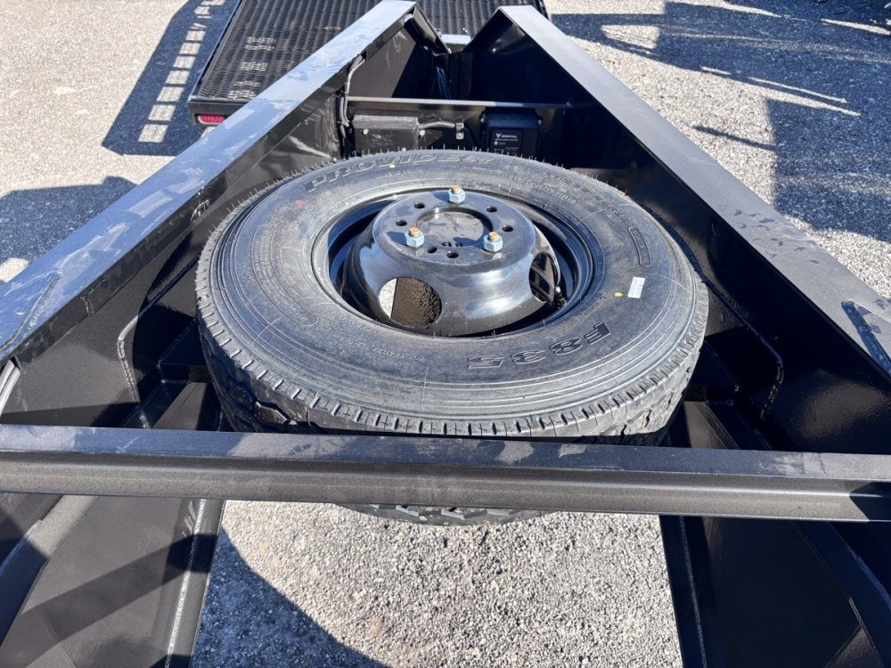 30' Stryker Gooseneck Dual Wheel Deckover Trailer Mega Ramps - (2) 12K Axles - Dual Wheel Deckover - DO 12K MR - TrailerSwap