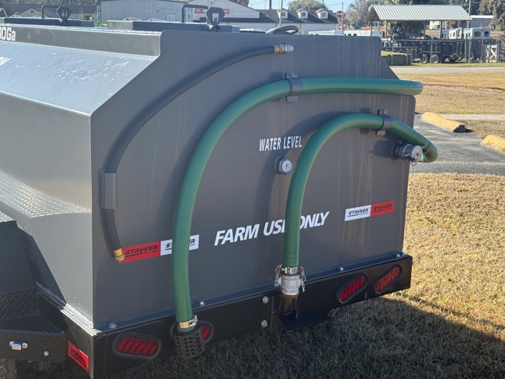 1000 Gallon Water Tank Trailer with Pump and Hose 004960