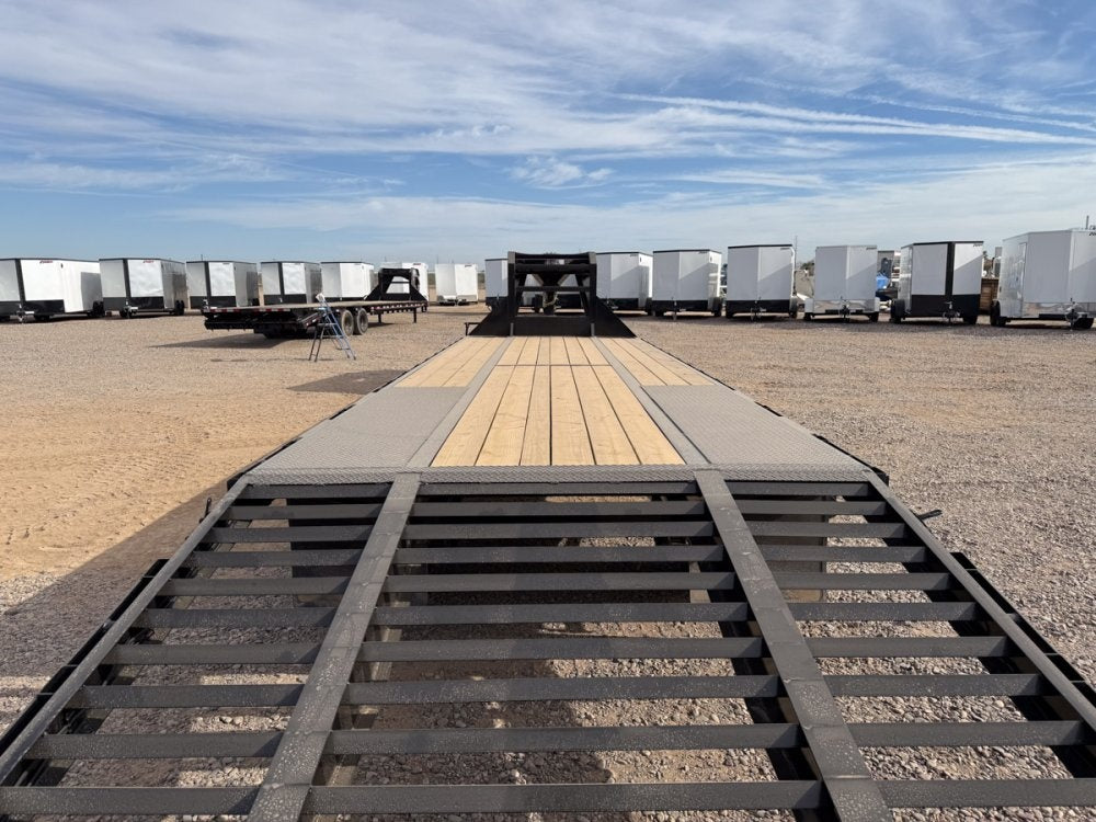 32' Stryker Gooseneck (2) 10K Axles Mega Ramps Dual Wheels - Dual Wheel Deckover - DO 10K MR DW - TrailerSwap