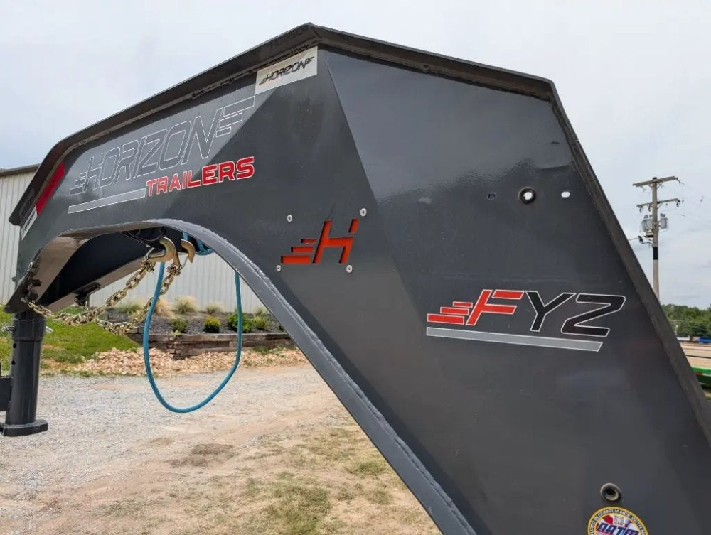 32'x102" Horizon FYZ Hydraulic Dovetail - Hydraulic Dovetail - TrailerSwap