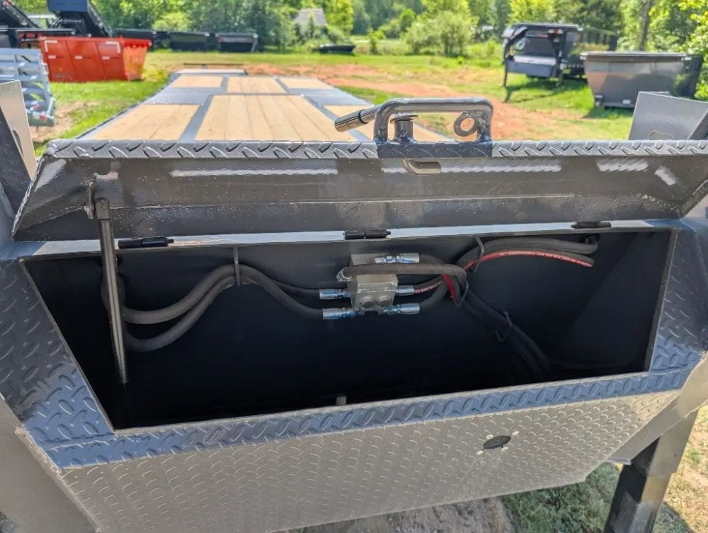 32'x102" Horizon FYZ Hydraulic Dovetail - Hydraulic Dovetail - TrailerSwap