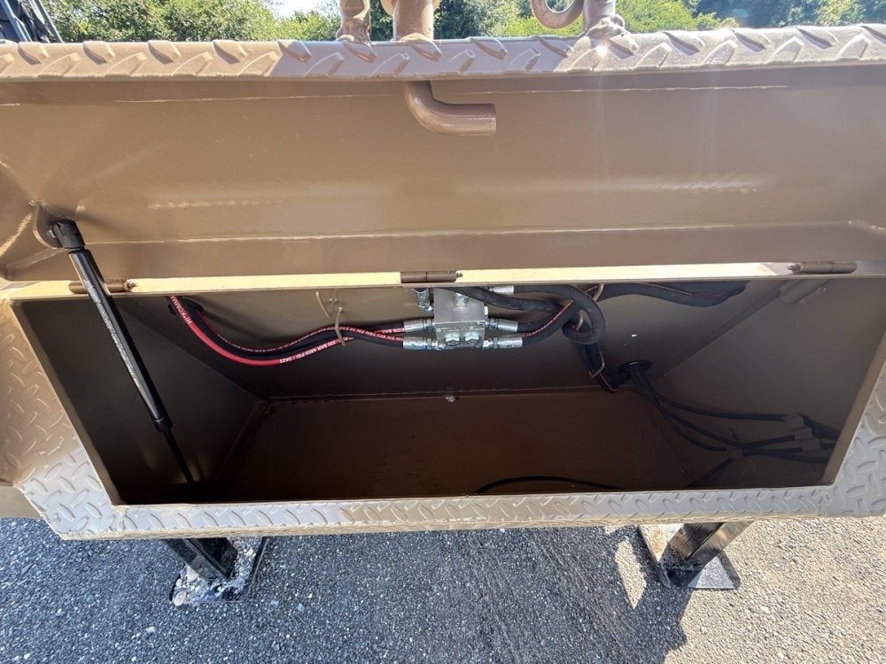 34' Horizon FYZ Gooseneck Hydraulic Dovetail Deckover Trailer - (2) 12K Axles - Hydraulic Dovetail - TrailerSwap