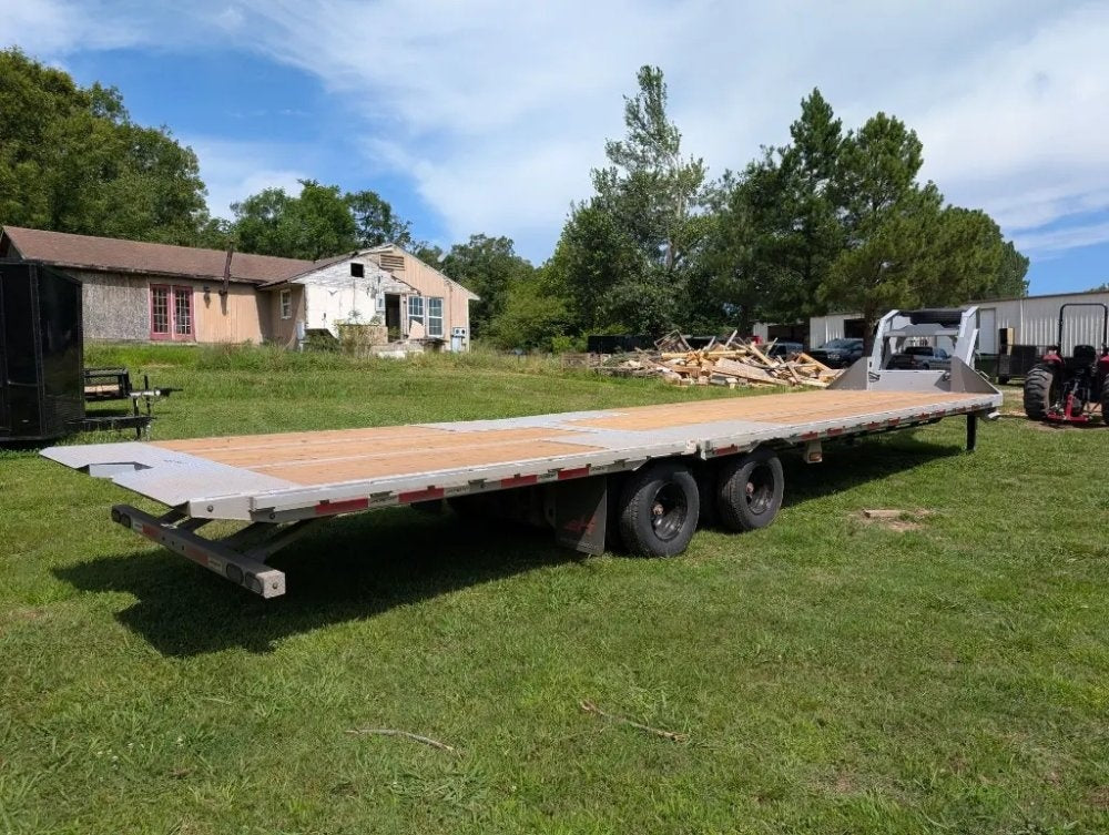 34'x102" Horizon FYZ Hydraulic Dovetail - Hydraulic Dovetail - TrailerSwap