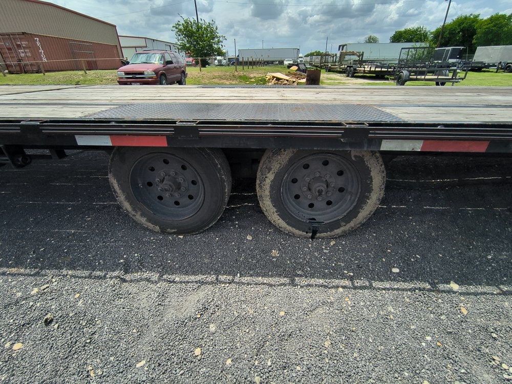 35' x 7' MP Custome Equipment Trailers - Low Profile Equipment Trailers - TrailerSwap