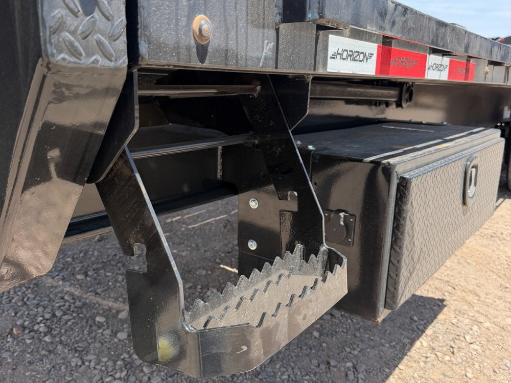 26' Horizon FFT Gooseneck Full Deckover Tilt Trailer - (2) 10K Axles 016929