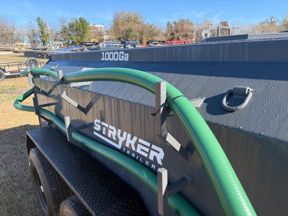 1000 Gallon Water Tank Trailer with Pump and Hose 004582