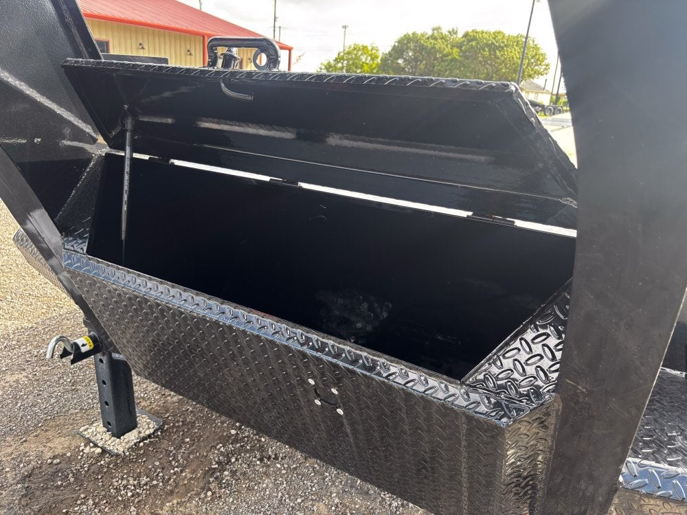 40' FYZ Gooseneck Flat deck Hydraulic Dovetail 12K Axles - Hydraulic Dovetail - Stryker Dealership Group