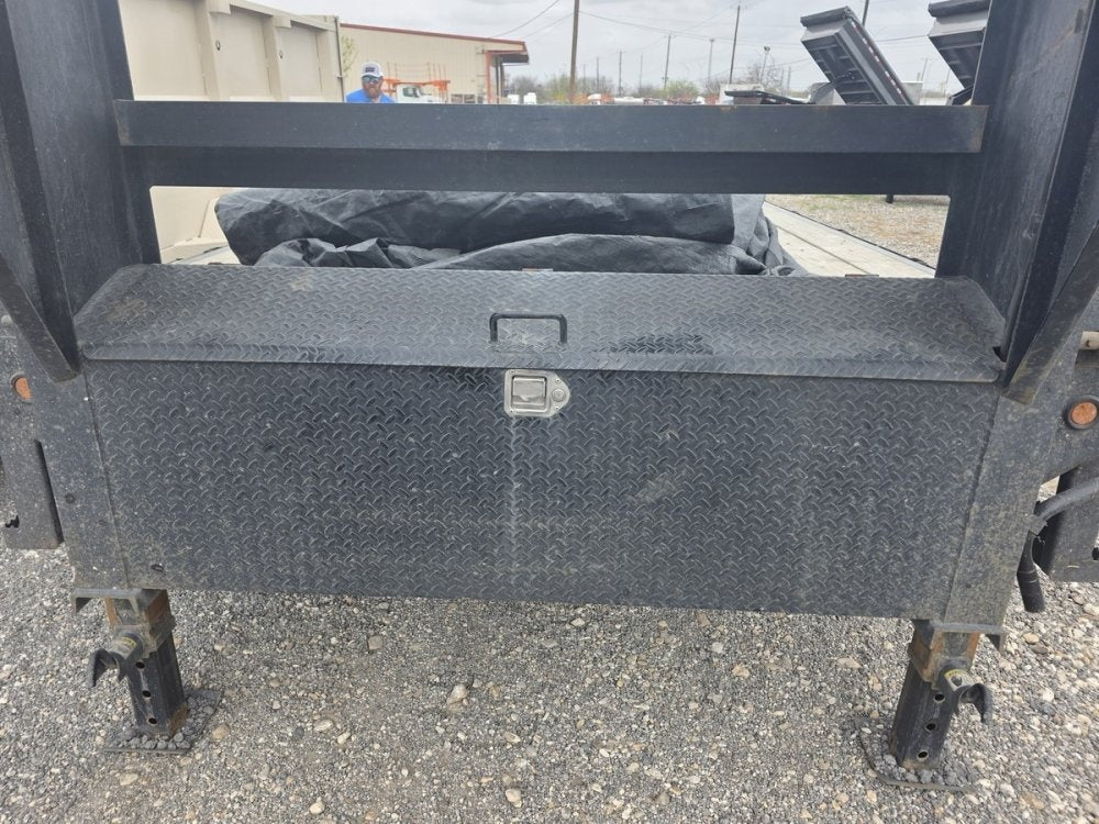 40' x 102" East Texas Trailers Deckover Trailers - Hotshot Non-CDL - TrailerSwap
