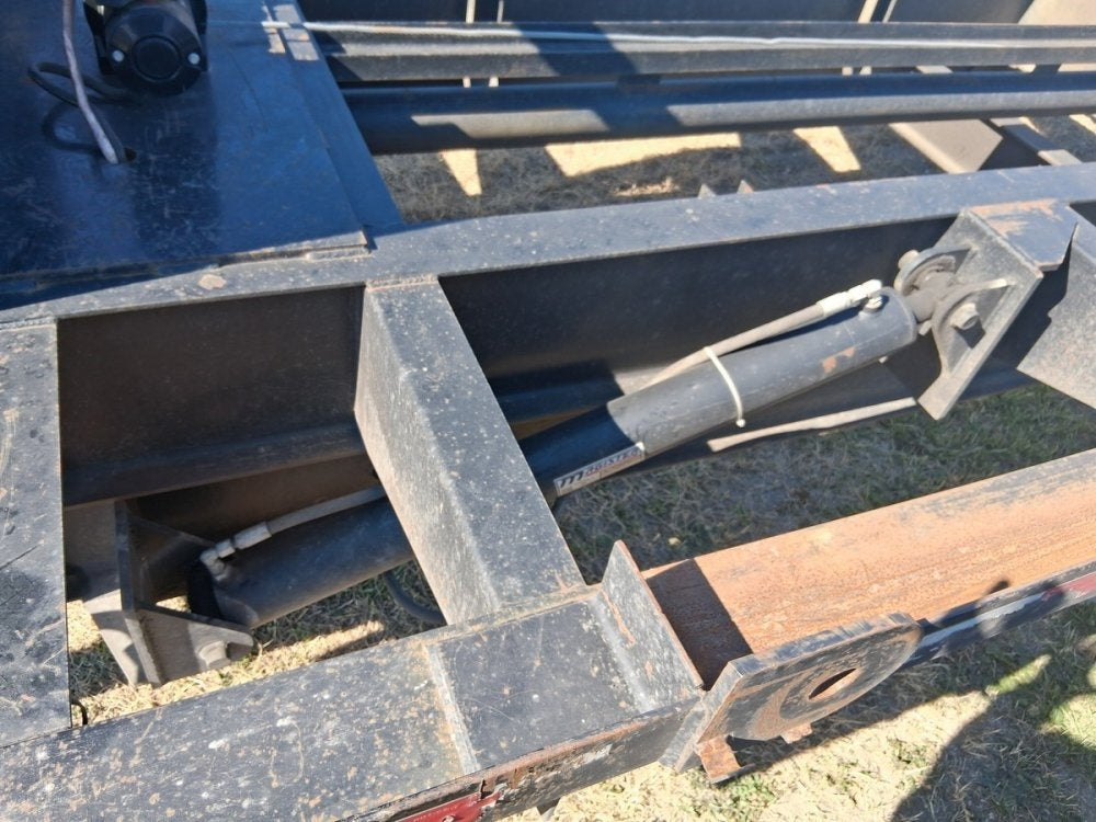 40' x 102" Manufacturer Deckover Trailers - Dual Wheel Deckover - TrailerSwap