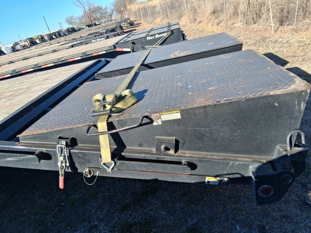 40' x 102" Trail Maxx Deckover Trailers - Dual Wheel Deckover - TrailerSwap