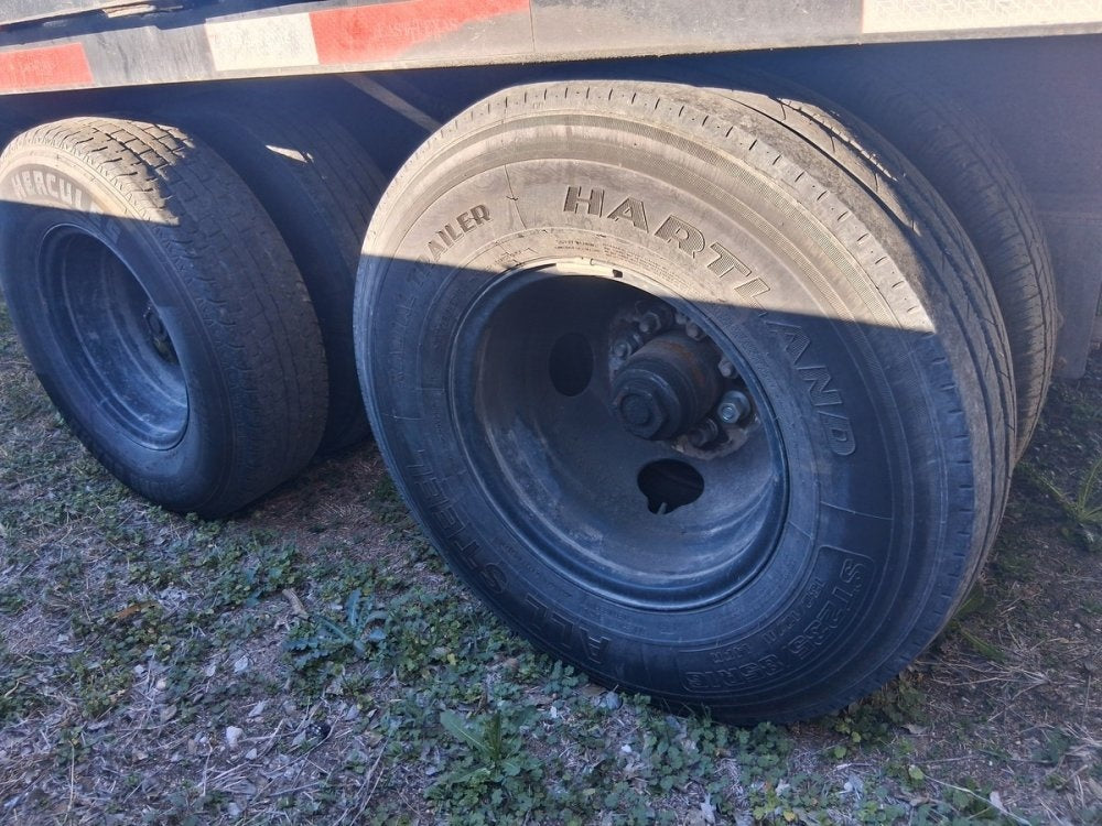 40' x 102" Trail Maxx Deckover Trailers - Dual Wheel Deckover - TrailerSwap