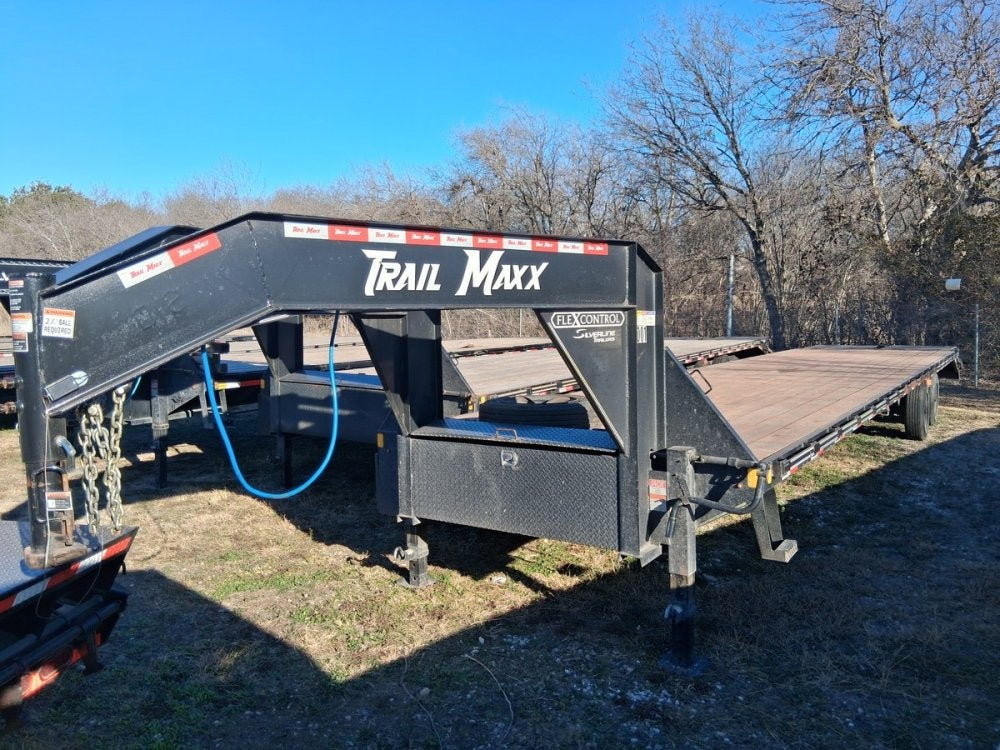 40' x 102" Trail Maxx Deckover Trailers - Dual Wheel Deckover - TrailerSwap