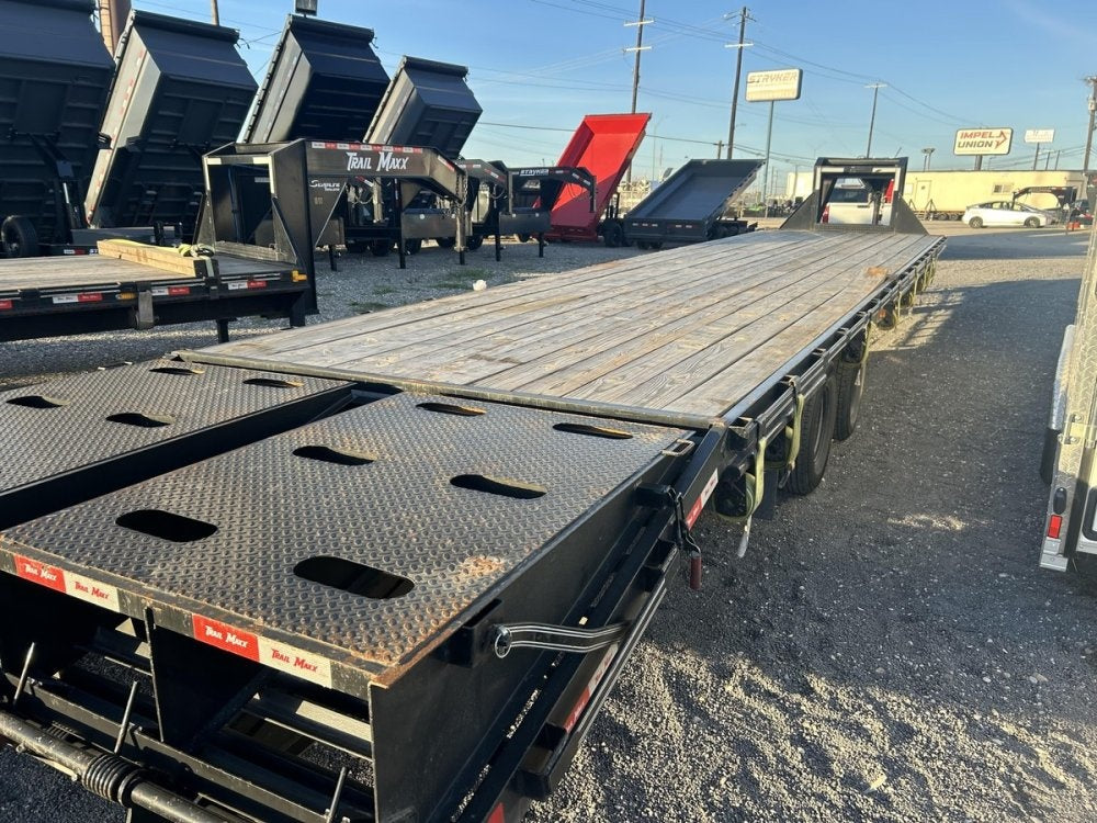 40' x 102" Trail Maxx Deckover Trailers - Dual Wheel Deckover - TrailerSwap