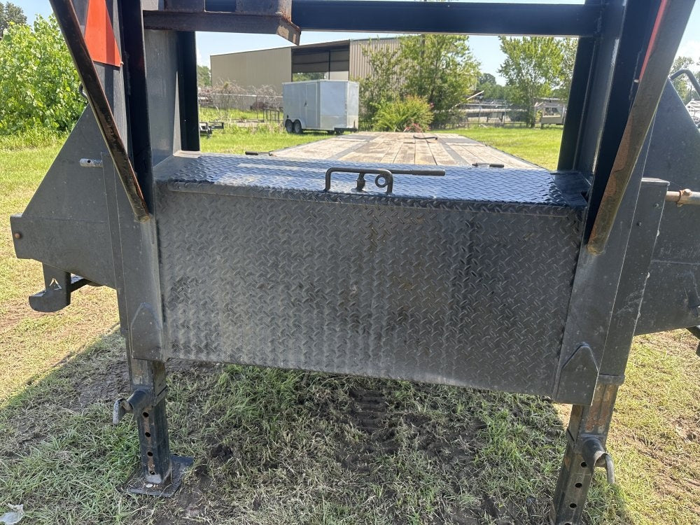 40'x8.5' RawMaxx Deckover Trailers - Dual Wheel Deckover - TrailerSwap