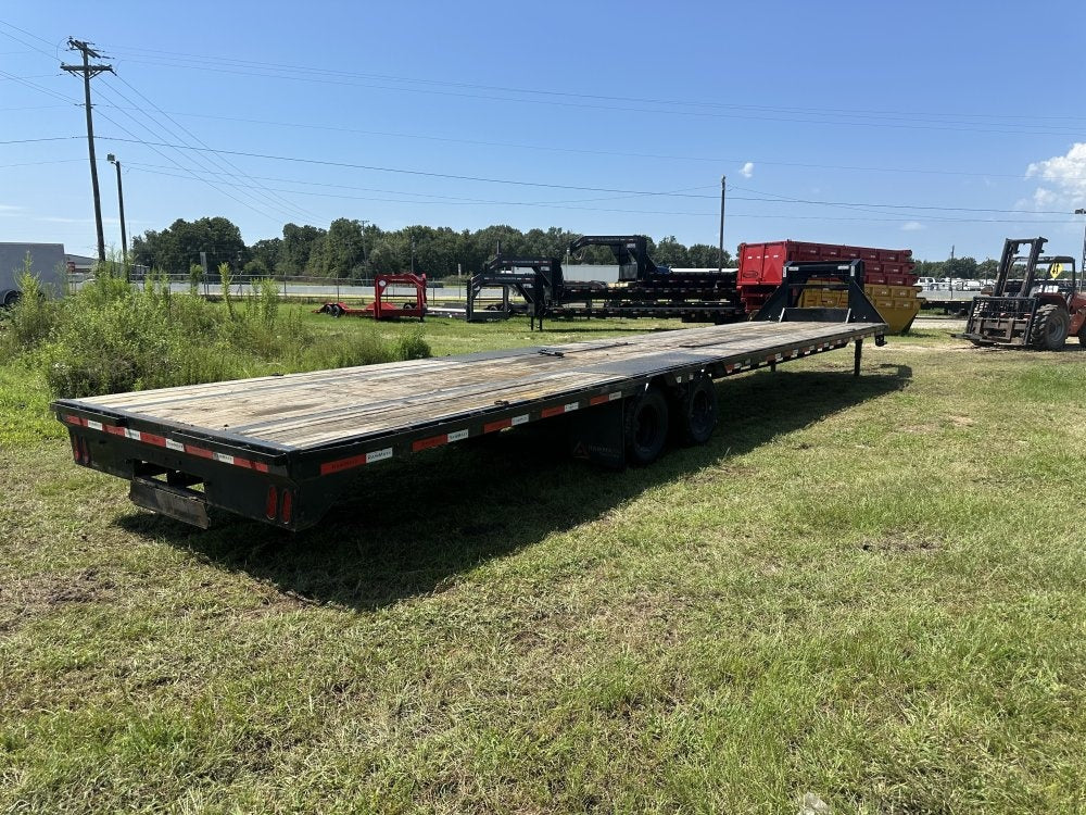 40'x8.5' RawMaxx Deckover Trailers - Dual Wheel Deckover - TrailerSwap