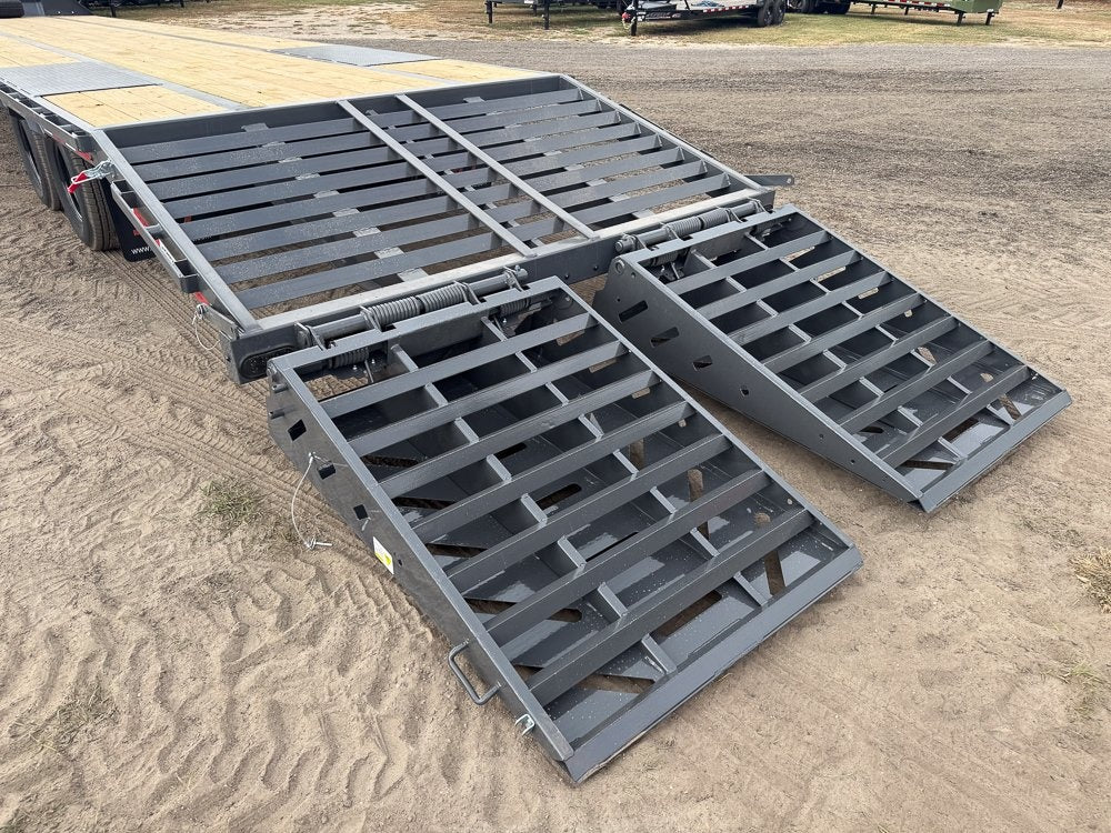 40' FHZ Gooseneck Deckover (2) 12K Axles Mega Ramps 25.9 GVWR 13079