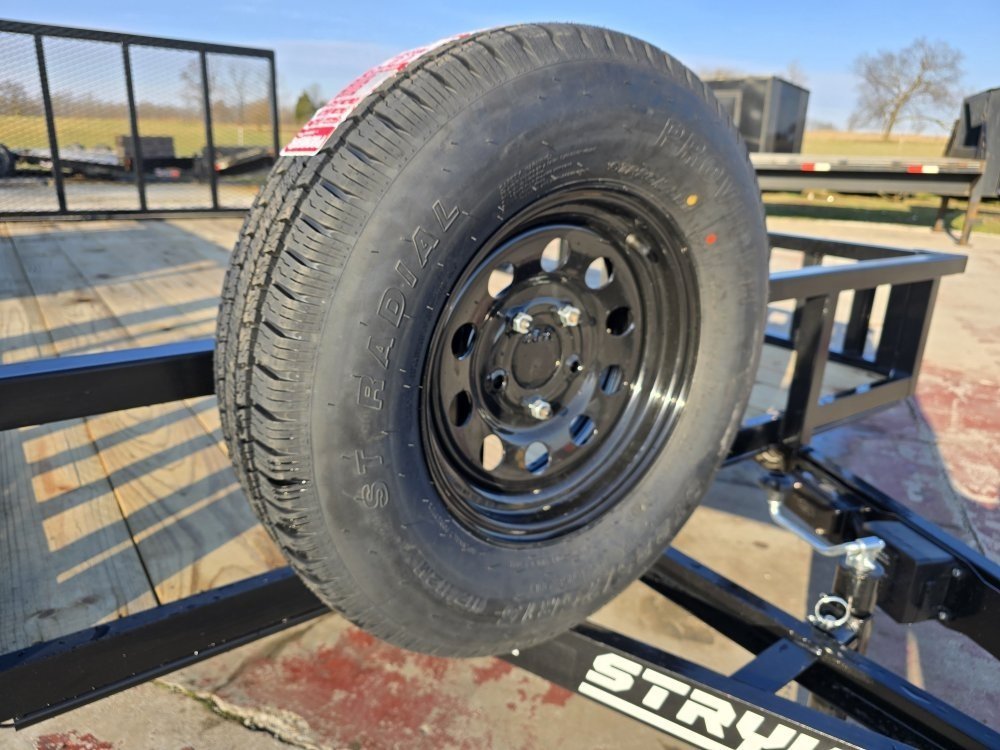 16' Utility Trailer (2) 3.5K Axles, 77" Wide, Side Ramps and 4' Gate 004069