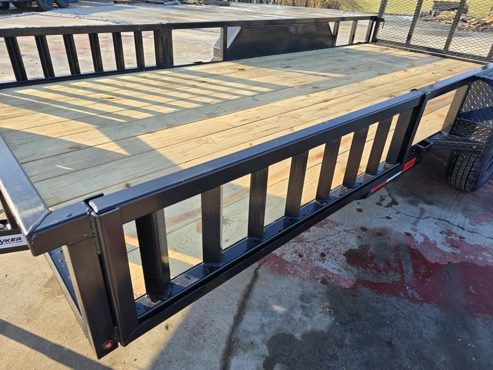 16' Utility Trailer (2) 3.5K Axles, 77" Wide, Side Ramps and 4' Gate 004069
