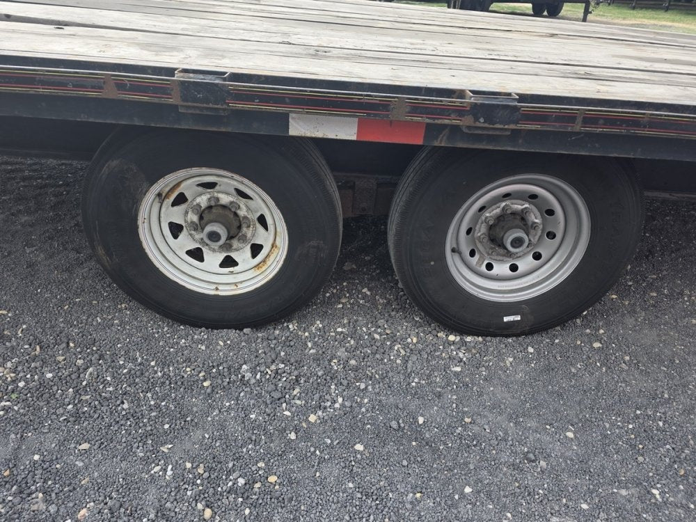 40' x 102" Trail Maxx Deckover Trailers 408