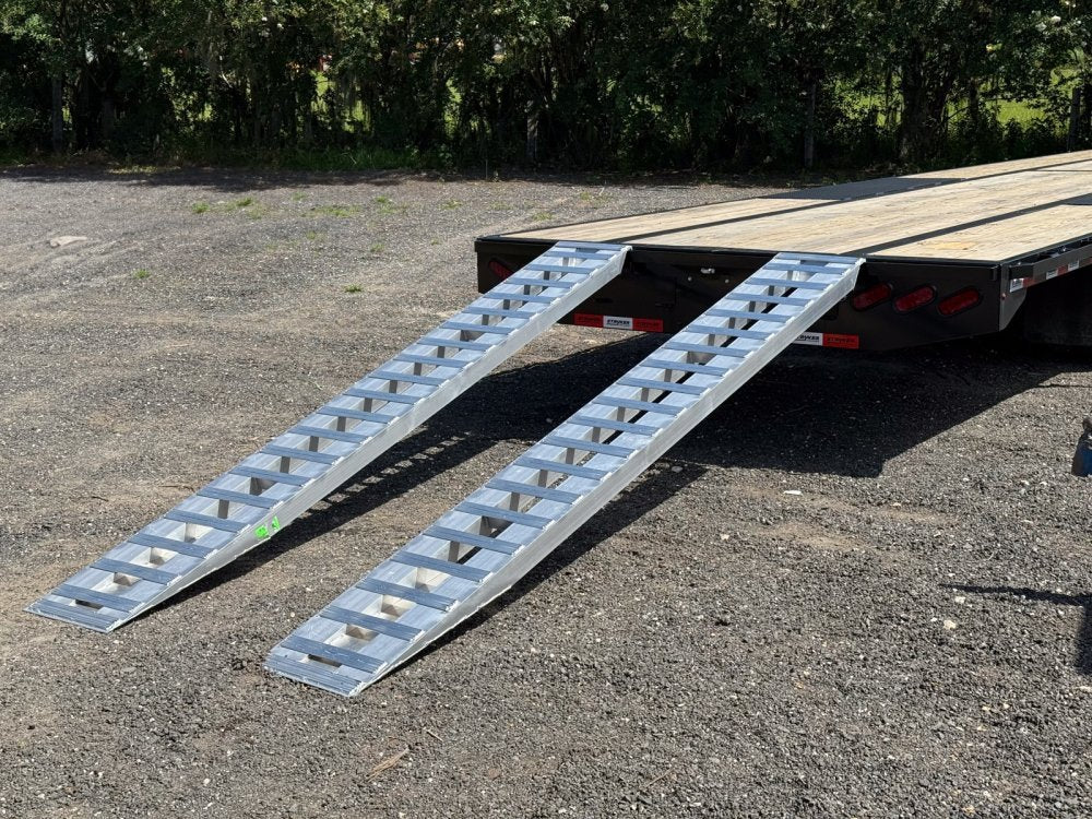 40' Stryker Hotshot Elite Gooseneck Trailer Straight Deck - (2) 10k Axles - Derated 12k GVWR 4600