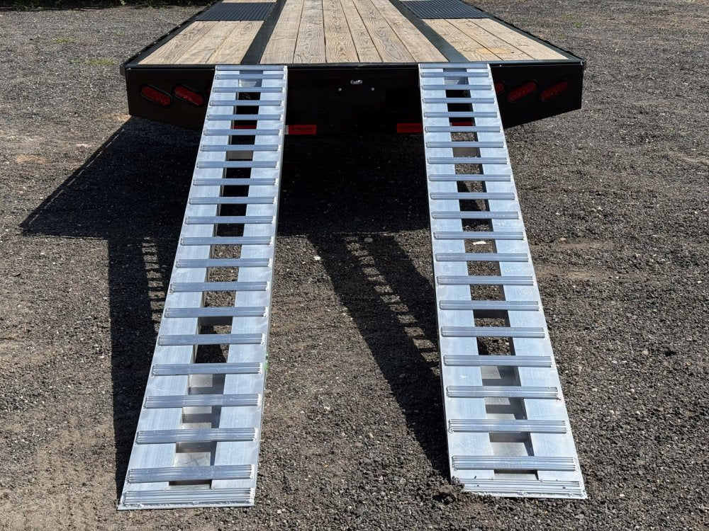 40' Stryker Hotshot Elite Gooseneck Trailer Straight Deck - (2) 10k Axles - Derated 12k GVWR 4600