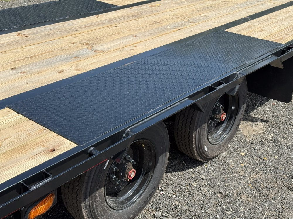 40' Stryker Hotshot Elite Gooseneck Trailer Straight Deck - (2) 10k Axles - Derated 12k GVWR 4600