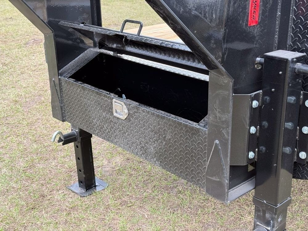 40' Stryker Gooseneck Hotshot Non-CDL Deckover Trailer Mega Ramps - (2) 10K Axles - Derated 4601