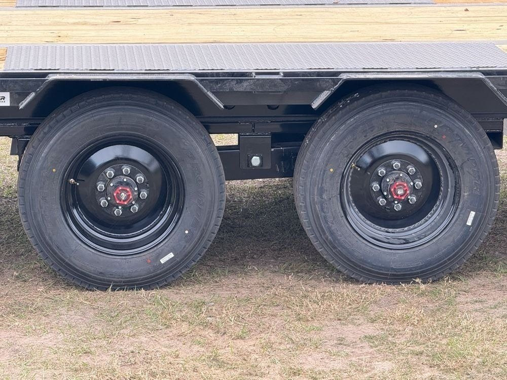 40' Stryker Gooseneck Hotshot Non-CDL Deckover Trailer Mega Ramps - (2) 10K Axles - Derated 4601