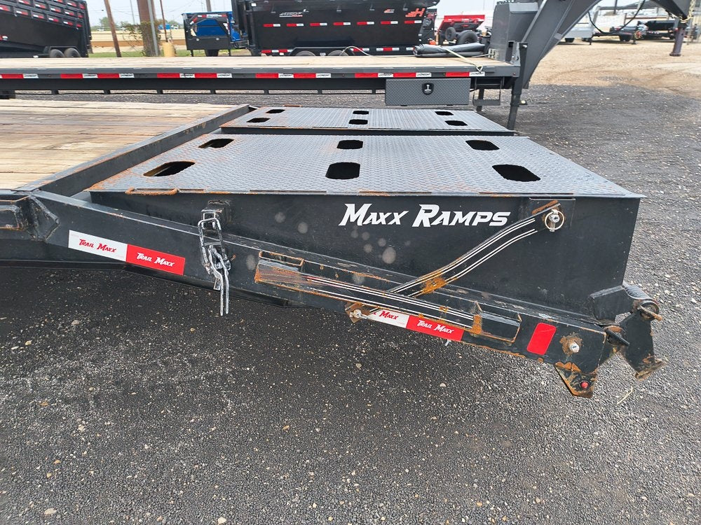 40' x 7' Trail Maxx Equipment Trailers 1061
