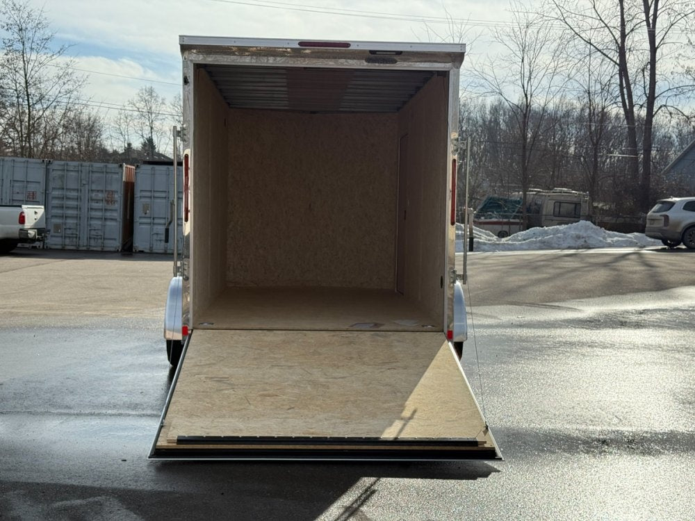7 x 14 Look Trailers ST DLX Flat Top V Nose Enclosed Trailer - (2) 3.5k lb Axles - Enclosed - TrailerSwap