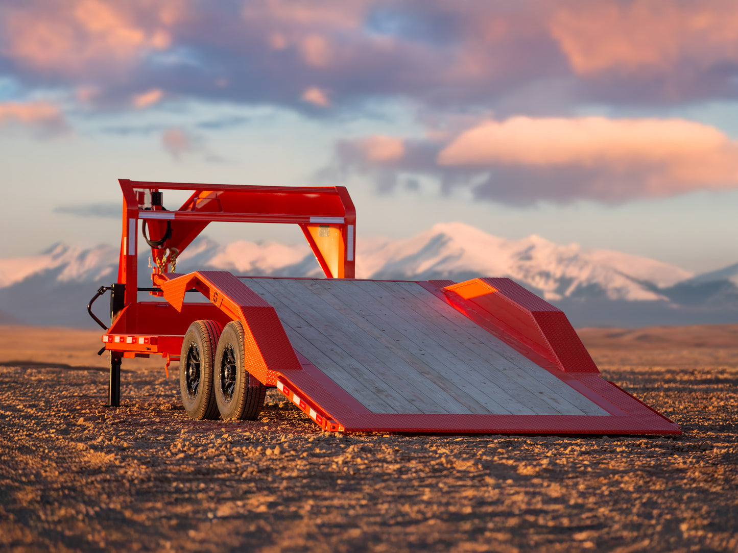 Buckshot AR Tilt Gooseneck Equipment Trailer