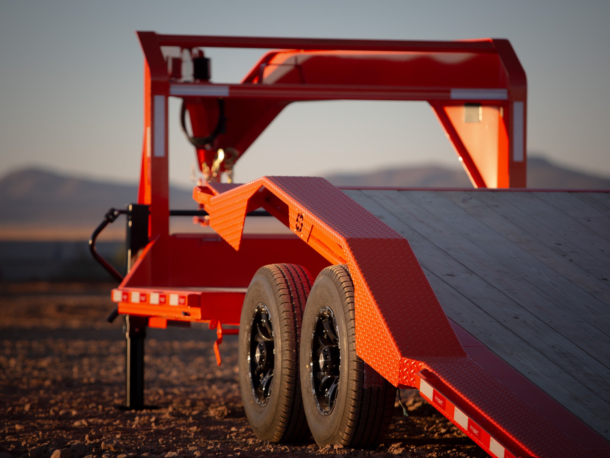 Buckshot AR Tilt Gooseneck Equipment Trailer